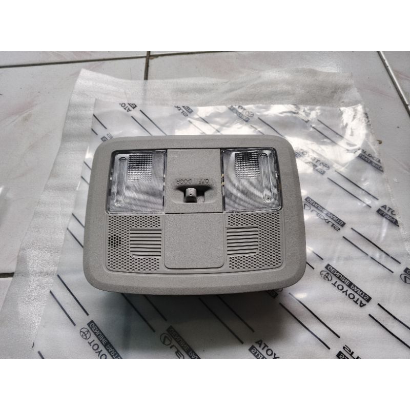 Lampu Plafon Lampu Kabin Avanza Veloz 2022 Original