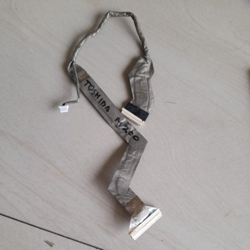 Fleksibel LCD bawaan Laptop Toshiba Satellite M200