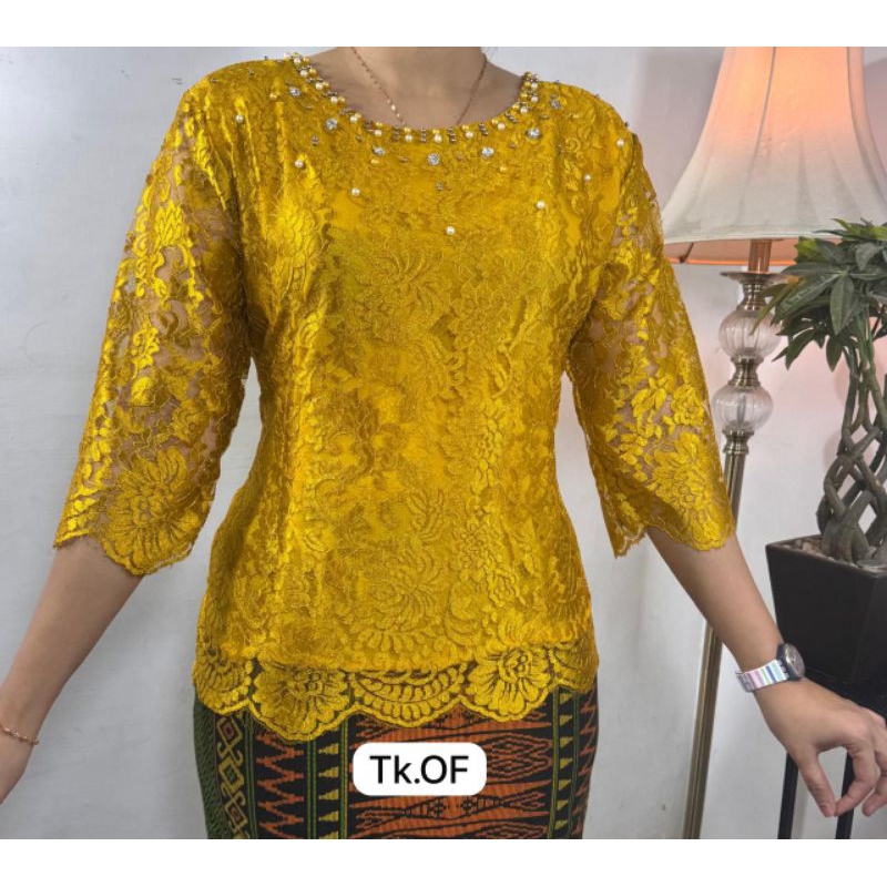 Blus semi prancis leher bulat payet