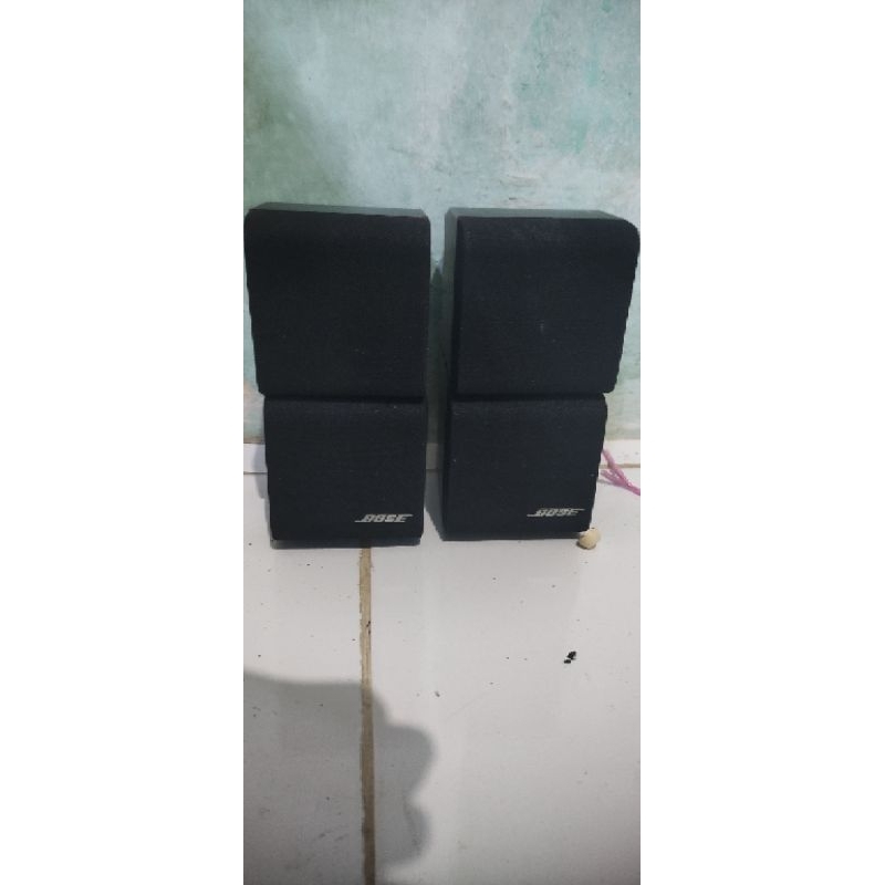 BOSE SPEAKER SATELIT