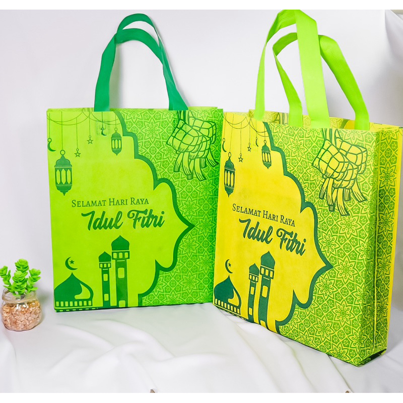 

Goodiebag Idul Fitri 30x40 Full print 4 sisi Tas Hampers Lebaran