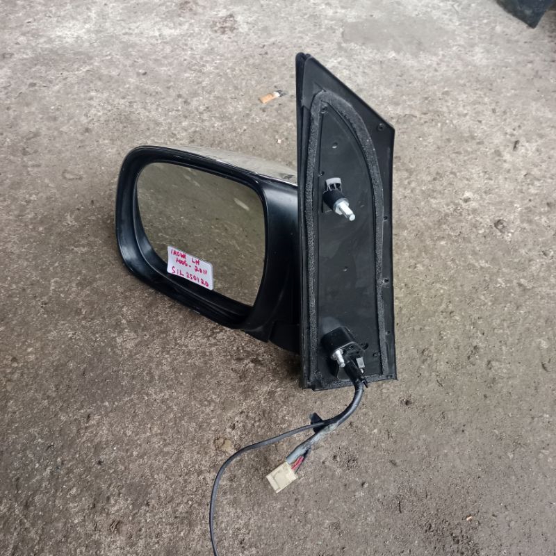 Spion Toyota Innova 2006-2011 kiri