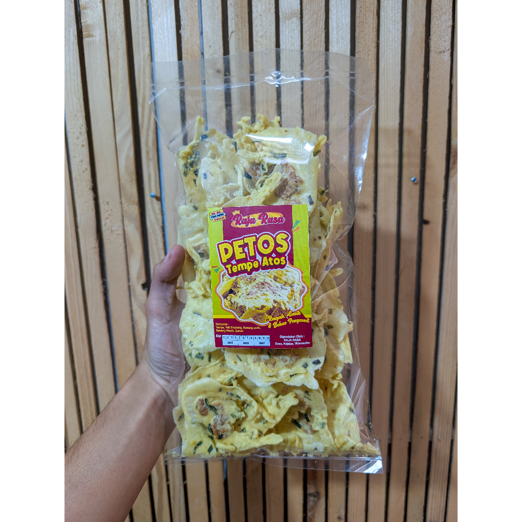 

Petos (Tempe Kemul Atos) khas Wonosobo/keripik mendoan/kripik tempe khas wonosobo/oleh-oleh khas dieng