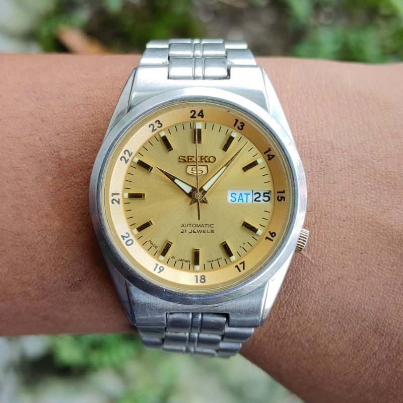 Jam tangan seiko 5 automatic caliber 7s26 02c0