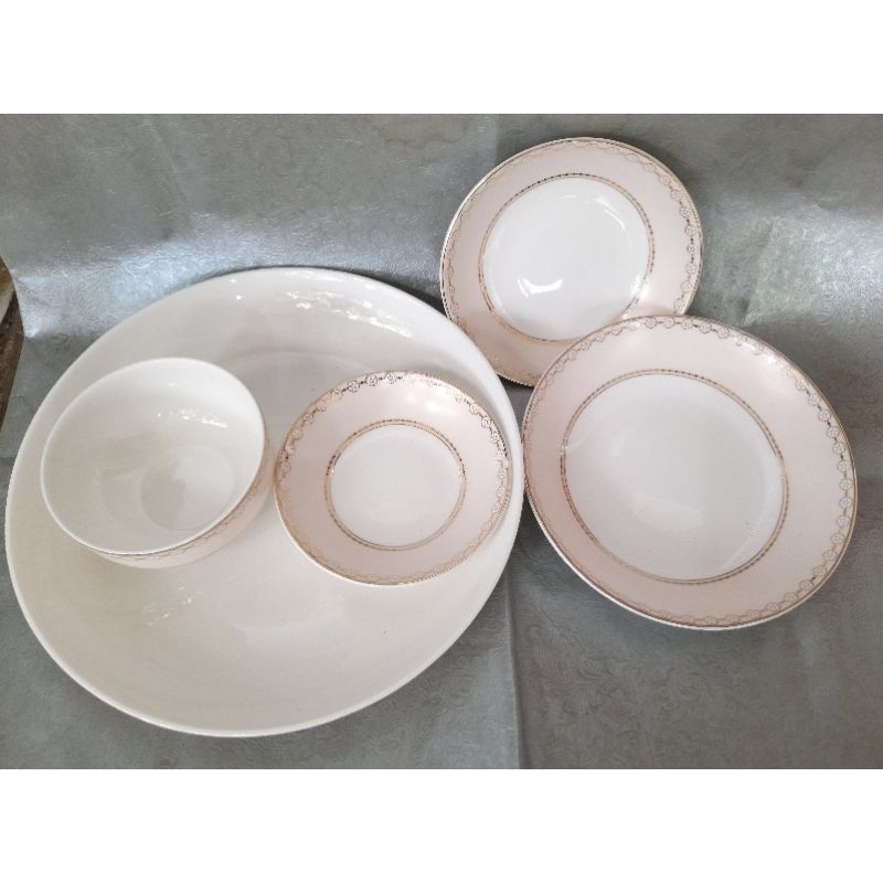 PROMO CUCI GUDANG Macam-macam Piring Cekung & Mangkuk Motif St.James (dijual satuan)