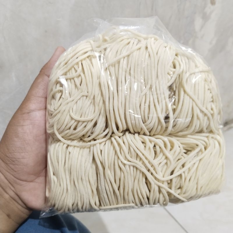 

Mie Telur 1/2KG Isi 6 Porsi