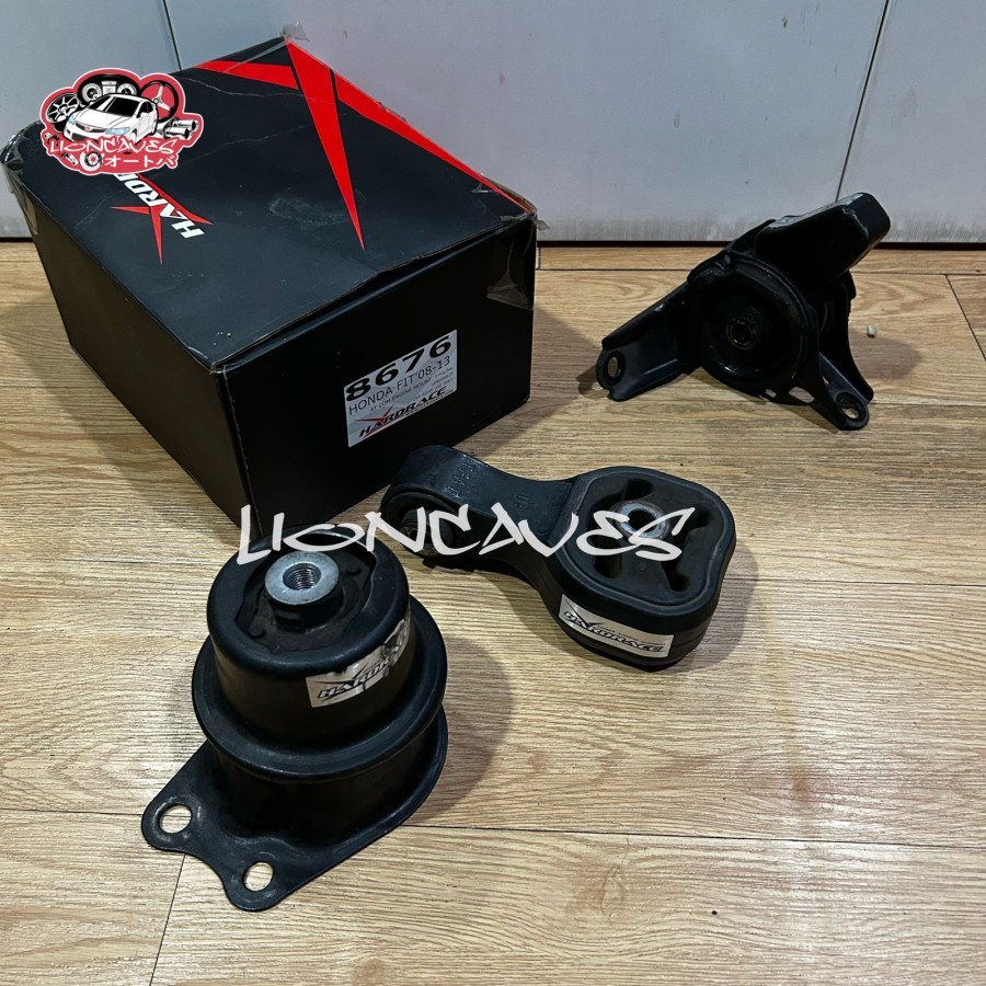 Original Hardrace Engine Mounting Set for Jazz GE8 AT - Bekas 93%  very good condition