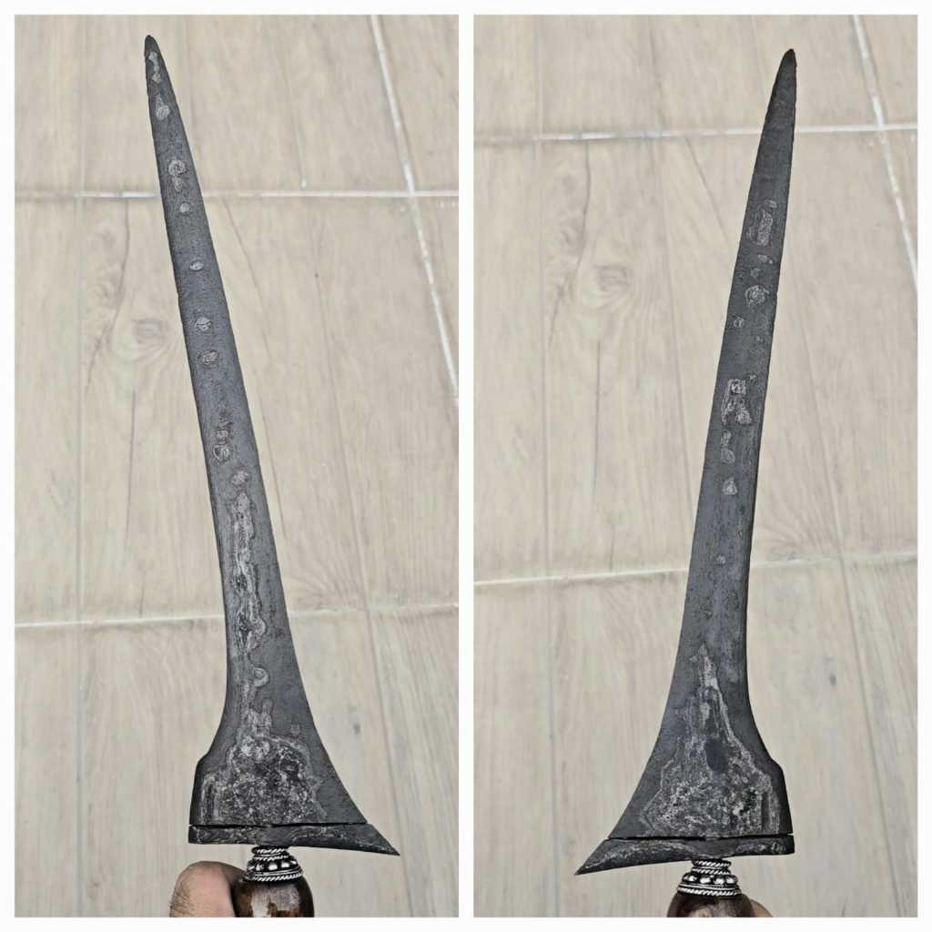 KERIS BROJOL SEPUH PAMOR METEORIT UDAN MAS TIBAN