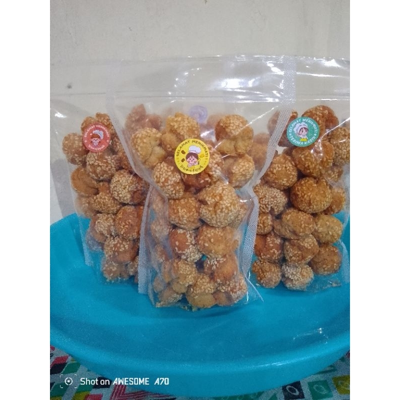 

onde-onde ketawa. onde-onde wijen berat 1 kg