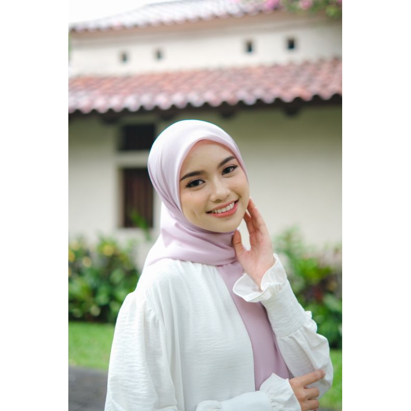 Kiara - Paris Voaila Scarf Segiempat Model Vou Scarf Pollycotton