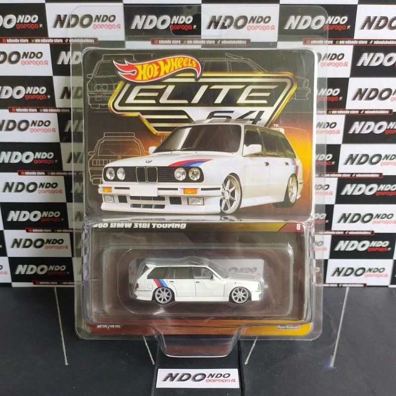 Hot Wheels Premium 1990 BMW 318i Touring White - 2024 Elite 64