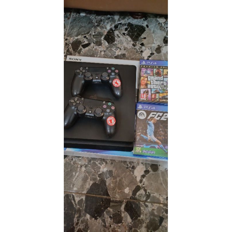 Ps4 slim 1tb Second + bd kaset Fc24, Gta5