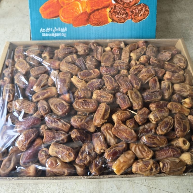 

kurma sagai susu / Kurma Sugai madinah original