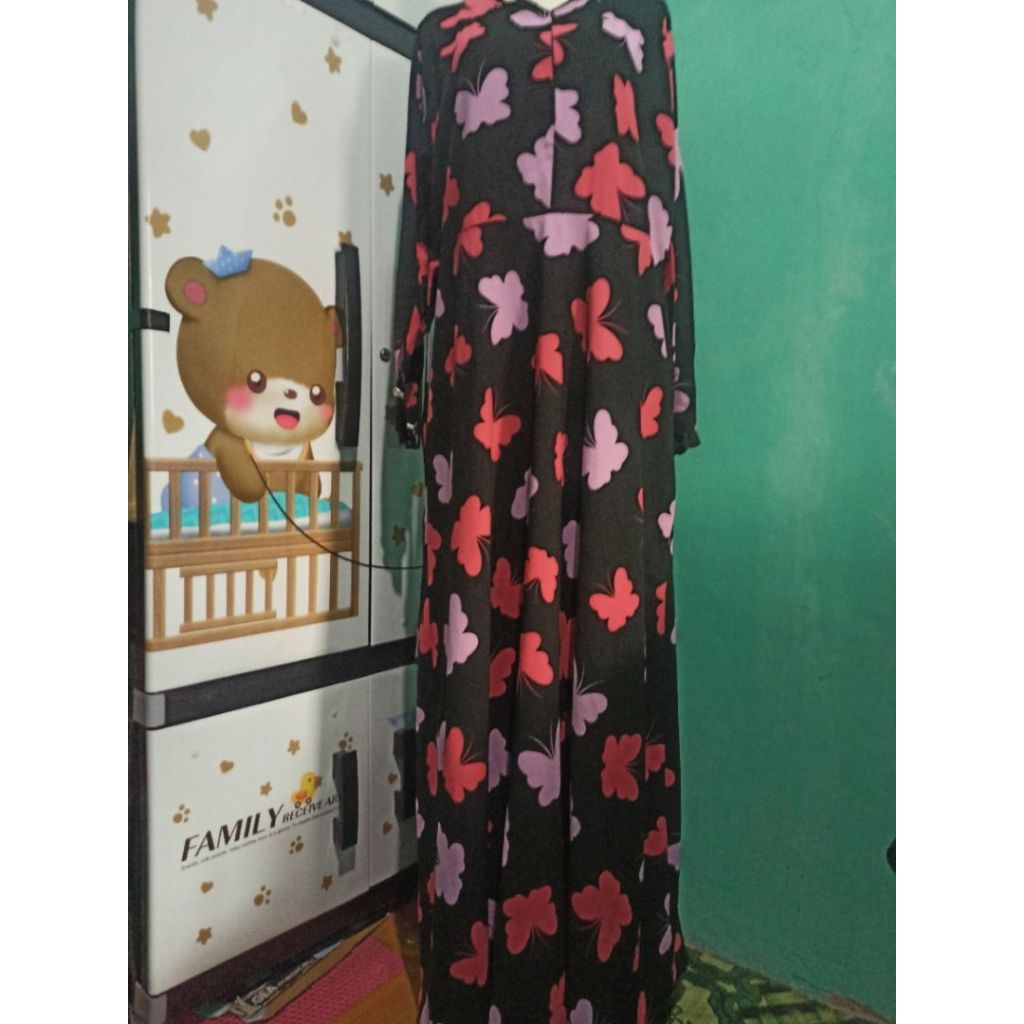 Preloved Gamis Hitam Kupu-kupu hitam pink