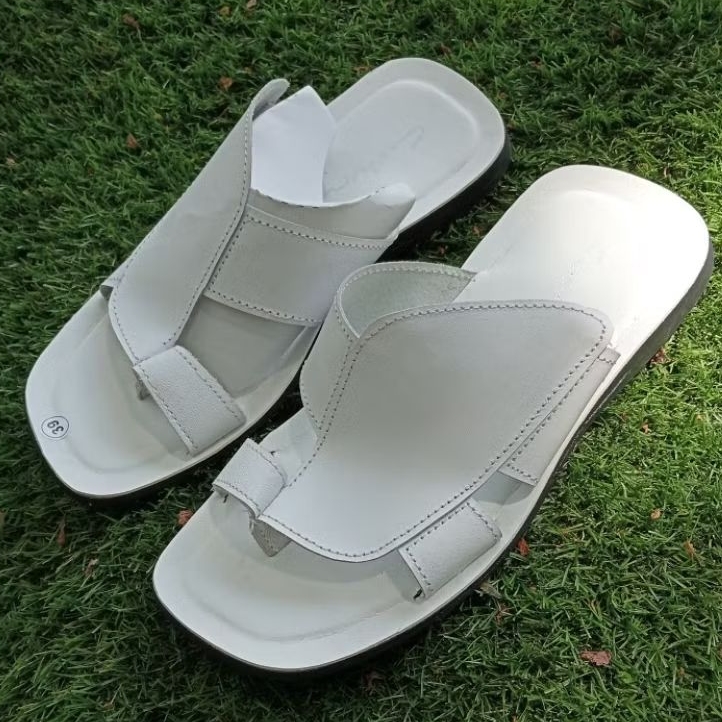 Sandal Pria Kulit / Sandal kulit / Sendal Laki Laki Kulit Asli Warna Putih Trendy Dan Awet