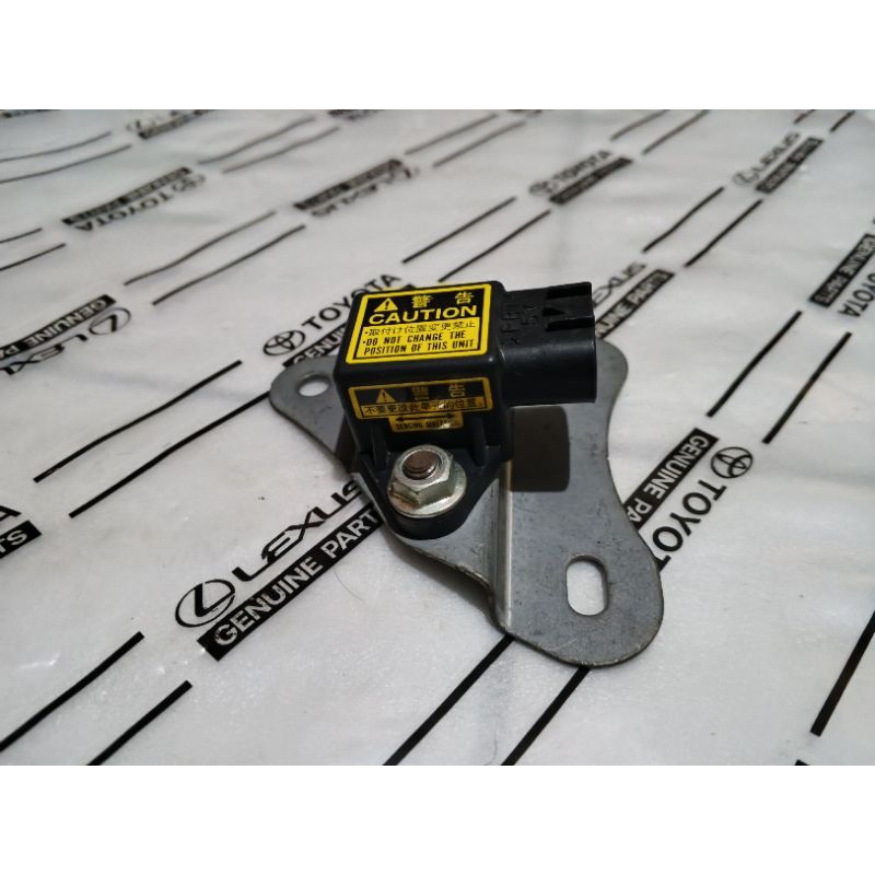 Sensor Yaw Rate Deceleration Toyota
Hilux 89441-60030 Original