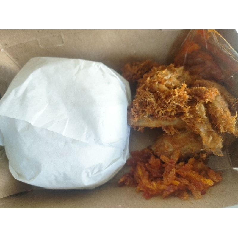 

nasi daun jeruk,aym goreng sereh,kentangmustofa