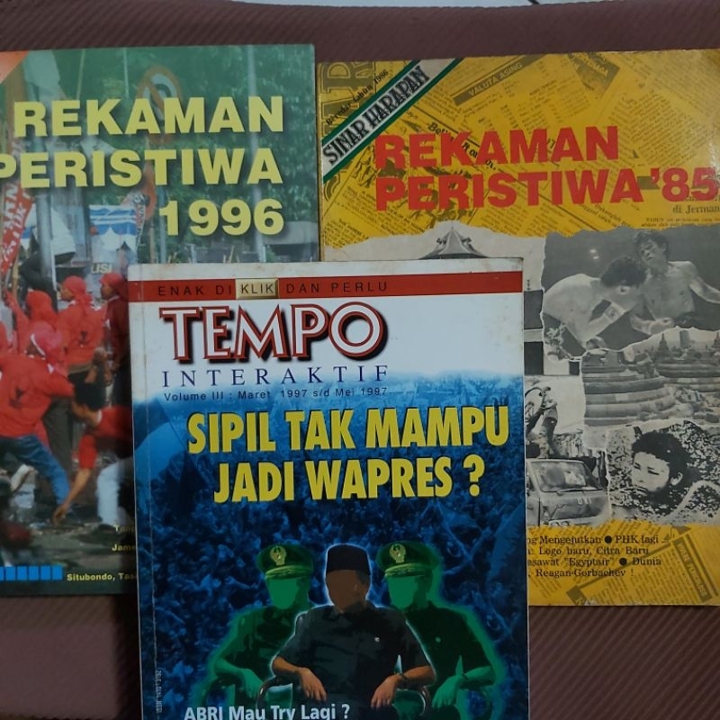 Buku Original / Tempo Jadul 1997 / Suara Pemabruan 1997 / Sinar Harapan 1985 / Rekaman Peristiwa 199