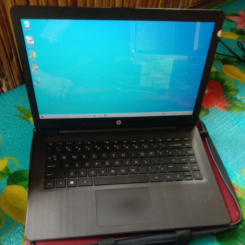 Notebook HP stream laptop 14-cb1 kondisi normal