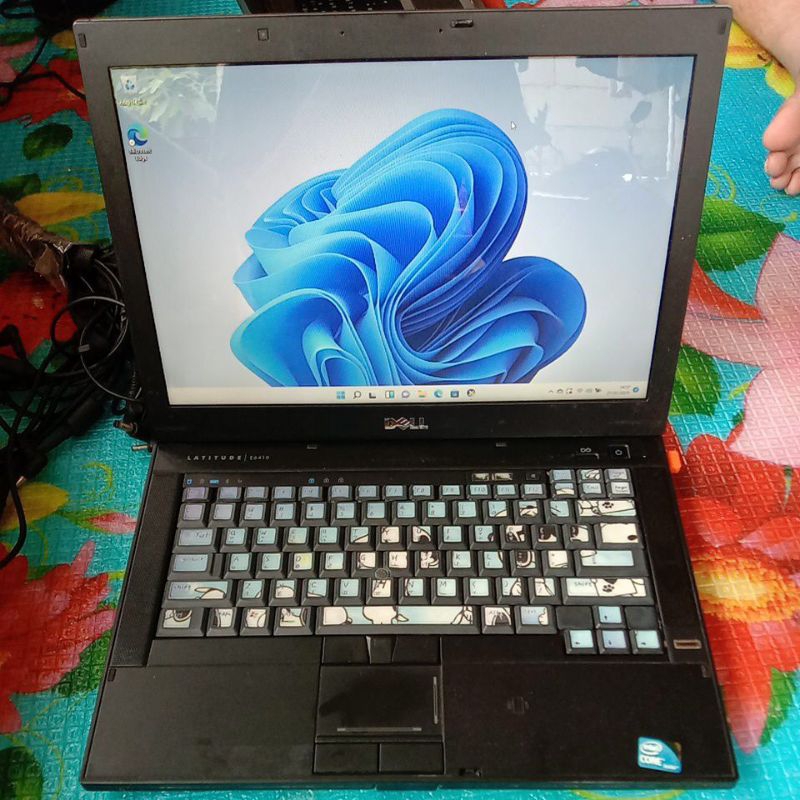 Laptop Dell Latitude E6410 mesin normal