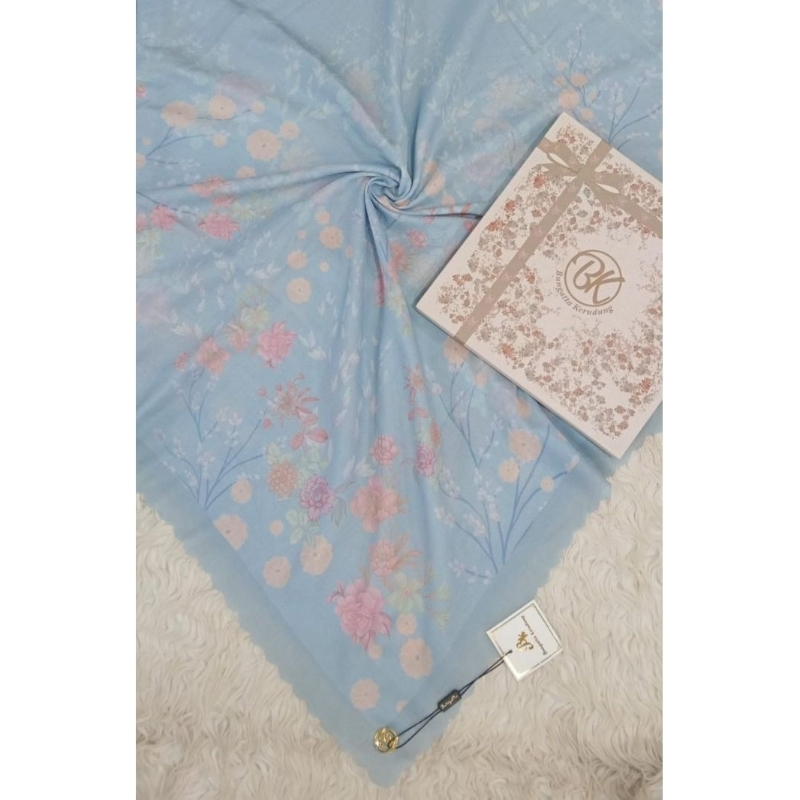 Hijab segi4 Bungatta