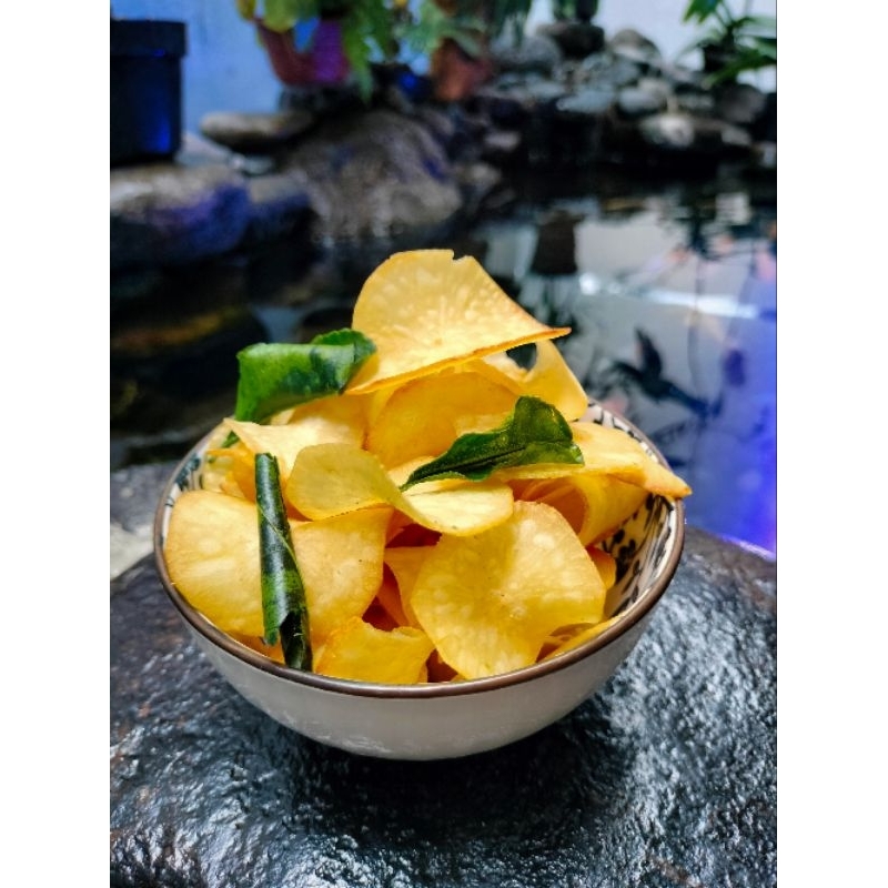 

Kripik Singkong Chips (Daun Jeruk) 200gram