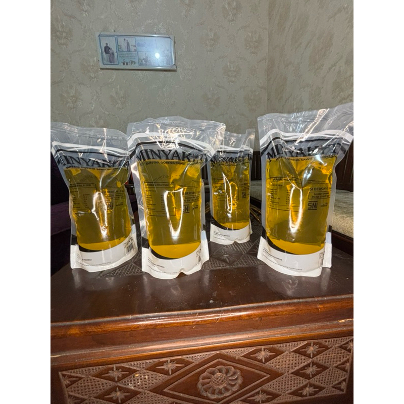 

Minyak goreng Mikita 1000 liter