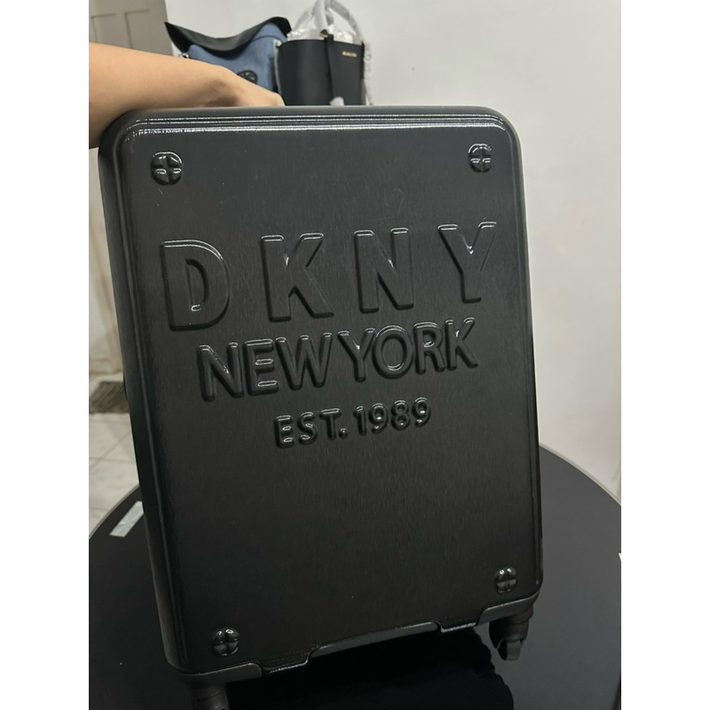 Koper DKNY