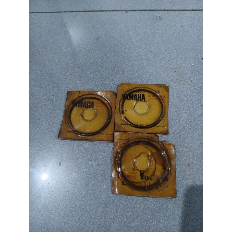Ring Piston Yamaha RX100 Original Yamaha Japan.