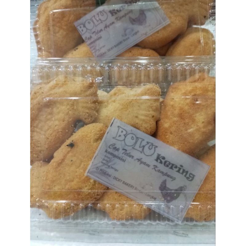 

Bolu Ikan Medan isi 12 pcs