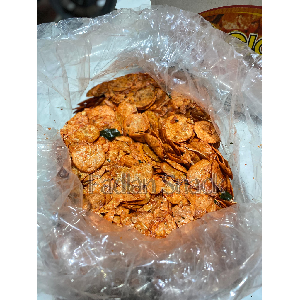 

SNACK KILOAN 500 GRAM OPAK GIGA BALADO DAUN JERUK | CEMILAN MURAH