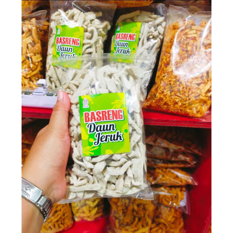 

basreng ori daun jeruk/snack /kemasan enak