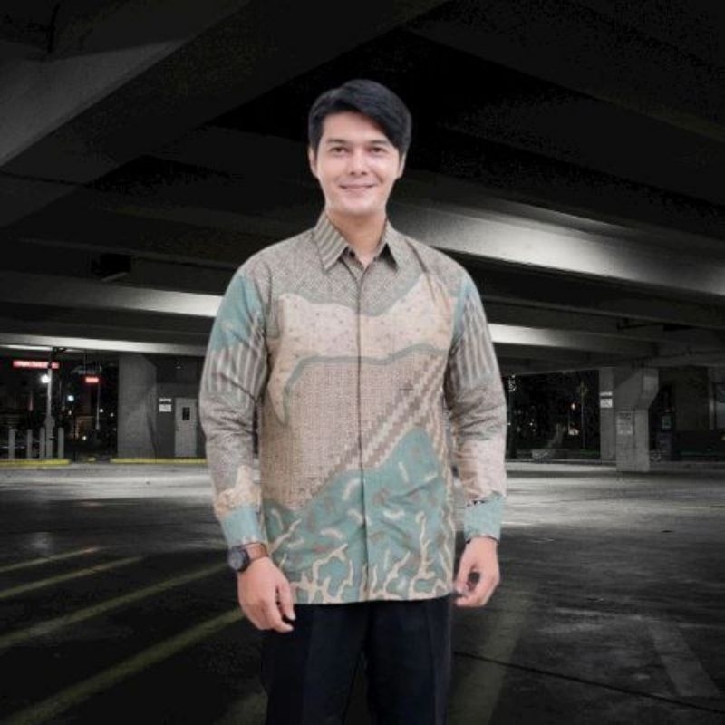 kemeja dan Hem batik motif Inara hijau sage M L XL XXL