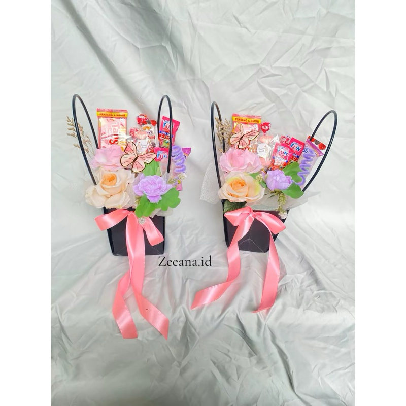 

Flower Bag || Kado Wisuda Murah Unik || Kado Ulang tahun || Buket Bunga murah || Buket Snack