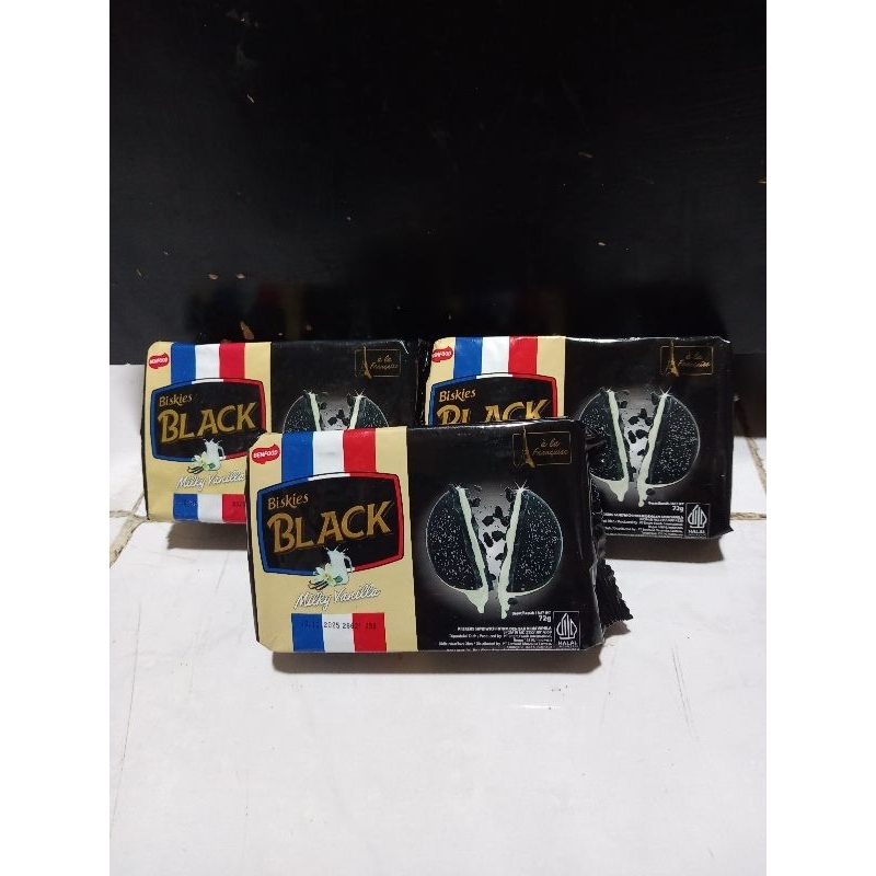 

Biskies Black Biskuit Milky Vanila 72g.