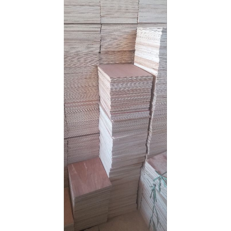 PAPAN KAYU TRIPLEK / MULTIPLEK 3MM ALBASIA UTY UKURAN 100 x 50cm