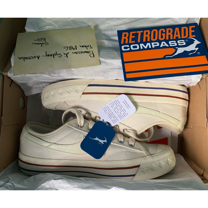 sepatu compass original