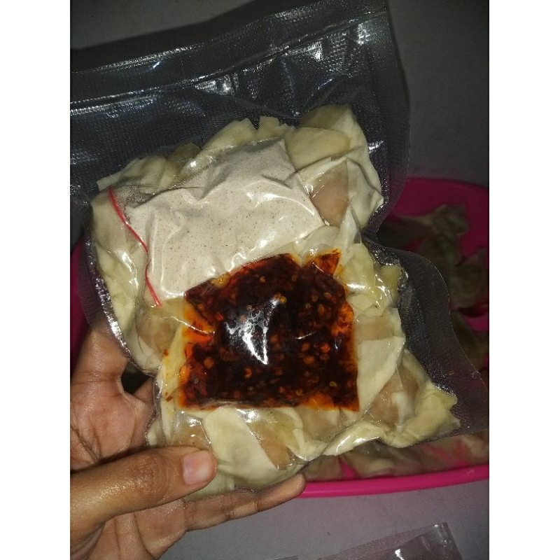 

paket reseller pangsit atas nama yuli