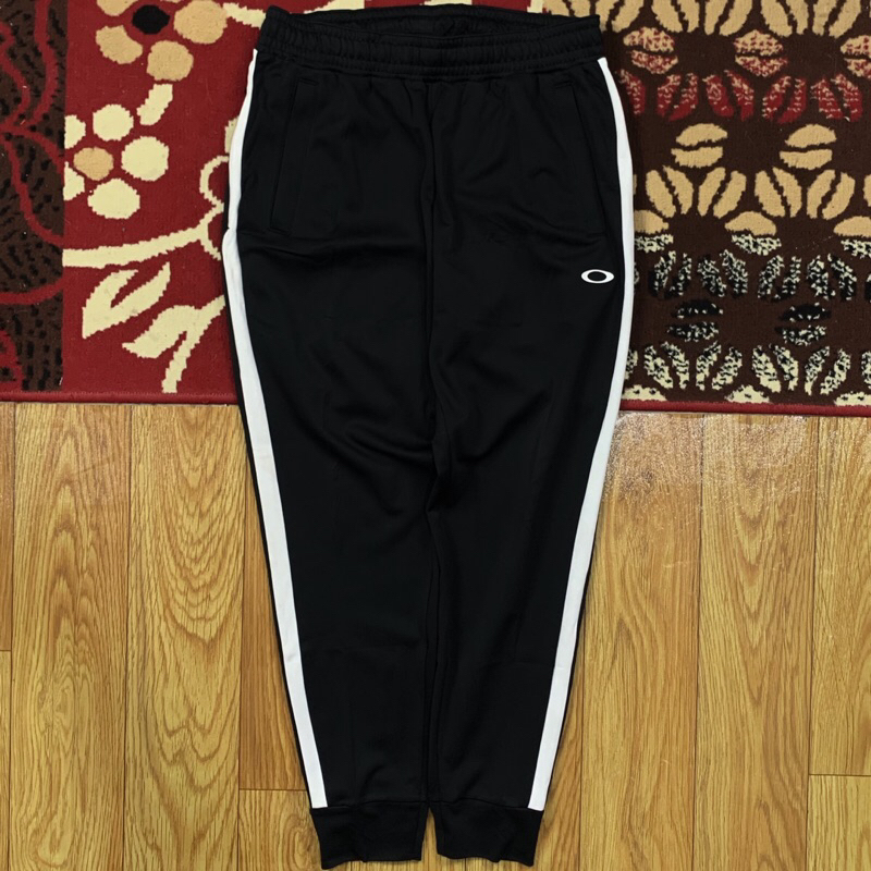 TRACKPANTS OAKLEY SIZE 30-35| OAKLEY BIG LOGO TRACKPANTS | CELANA TRACKPANTS OAKLEY | CELANA PANJANG