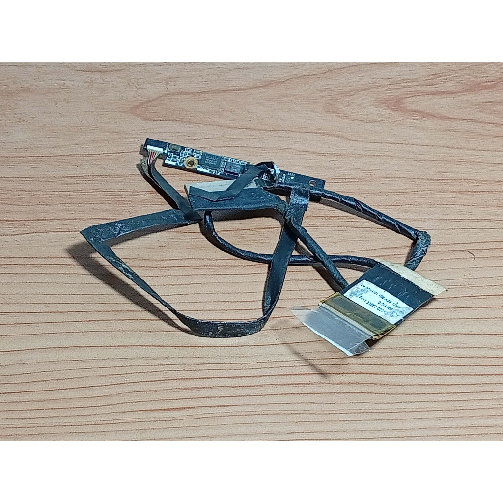 Flexible LCD dan Camera Notebook  HP Mini 110 3550TU