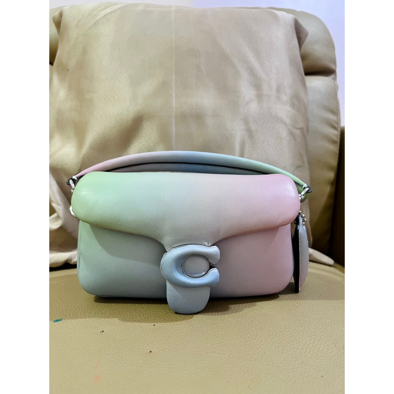 coach pillow tabby shoulder bag 18 ombre pale pistachio (preloved)