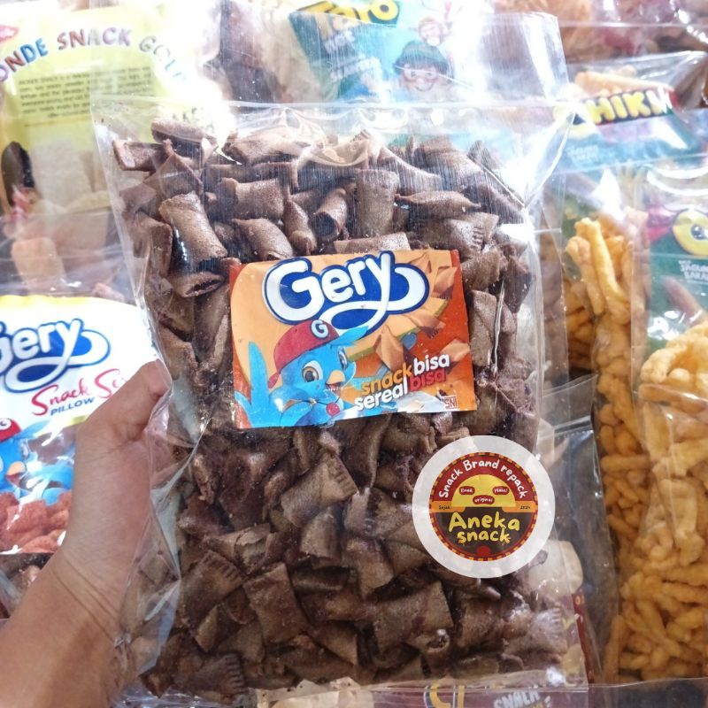 

GERY SNACK SEREAL COKELAT KEMASAN REPACK KILOAN 200 GRAM