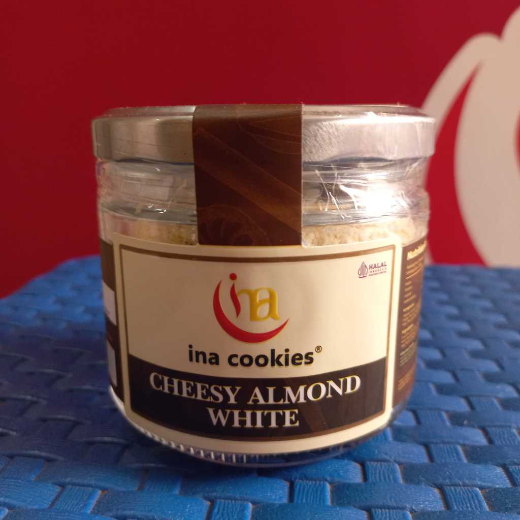 

Cheesy Almond White (Putri Voula) - Kue Kering Premium Toples Jar by Ina Cookies