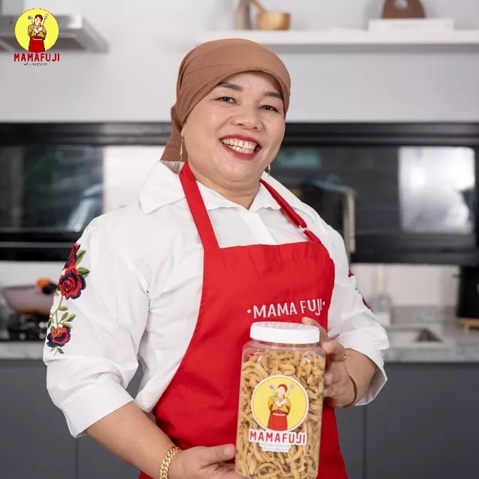 

TERLARIS KUE BAWANG MAMA FUJI KEMASAN 750gr varian original