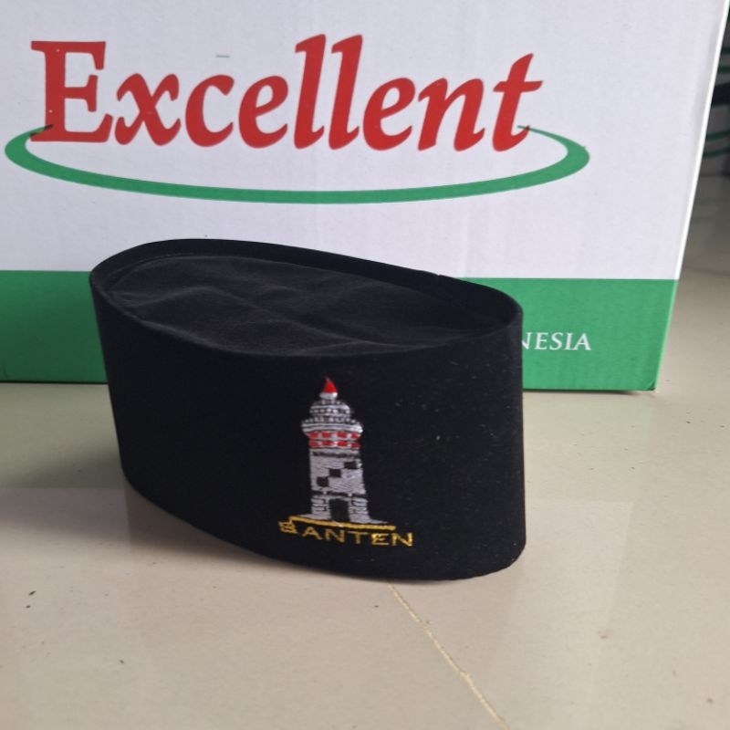 peci songkok menara banten