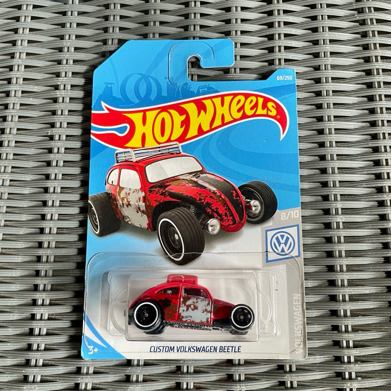 Hot Wheels Custom Volkswagen Beetle Red