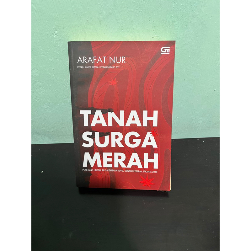 Tanah Surga Merah Arafat Nur