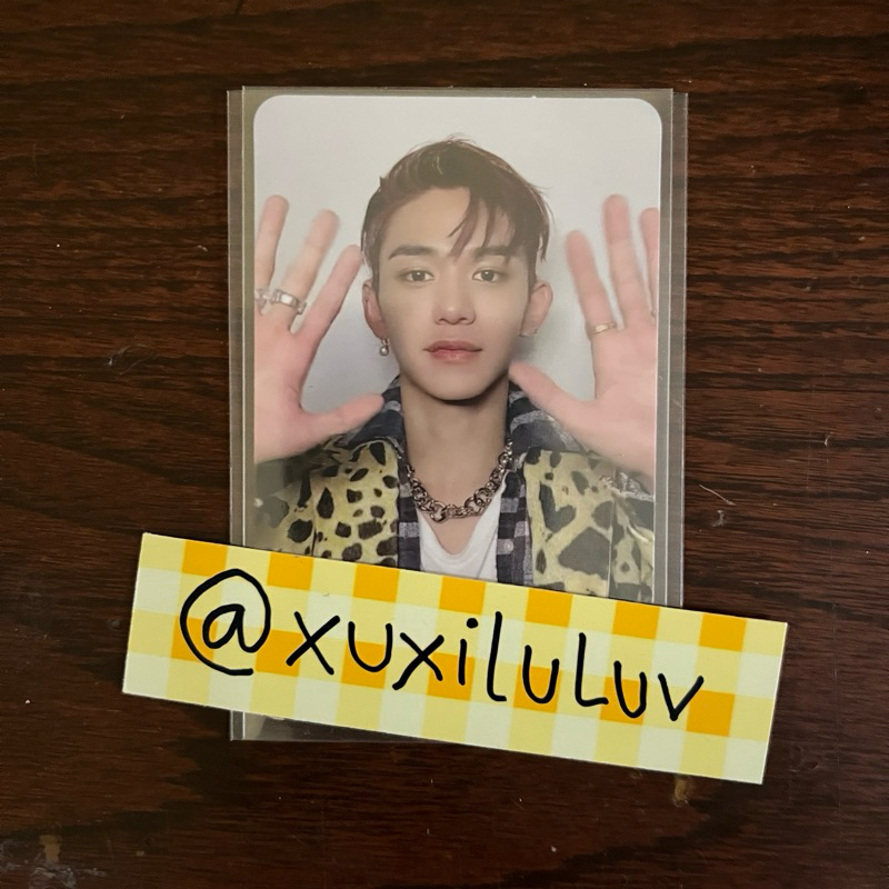 Photocard Lucas NCT AR kick back