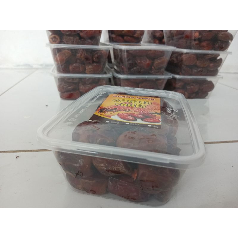 

Kurma Golden Valley 500gram