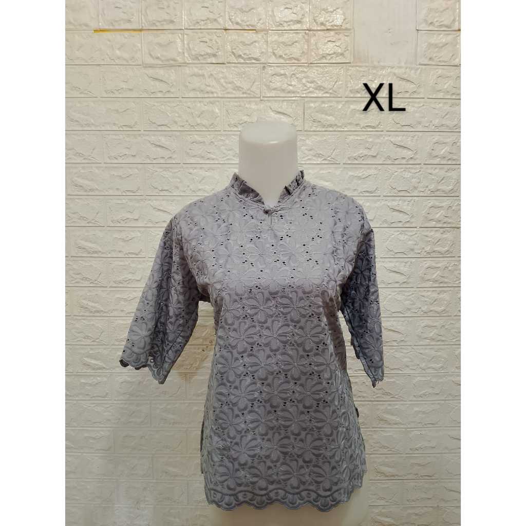 Atasan Katun Bolong Kancing Depan